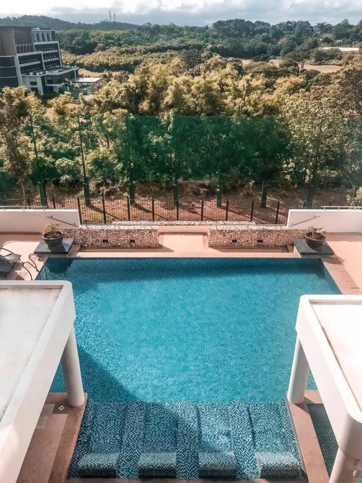 Modern Tropical Luxe Apartment - Boracay Newcoast Yapak Buitenkant foto